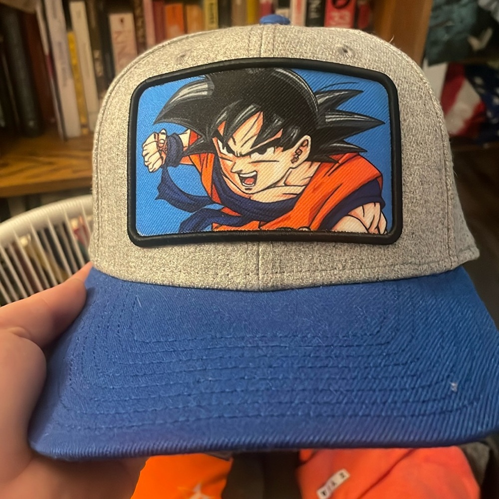 Goku hat